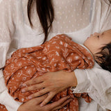 Swaddle 120 x 120 Wild Flowers Rust